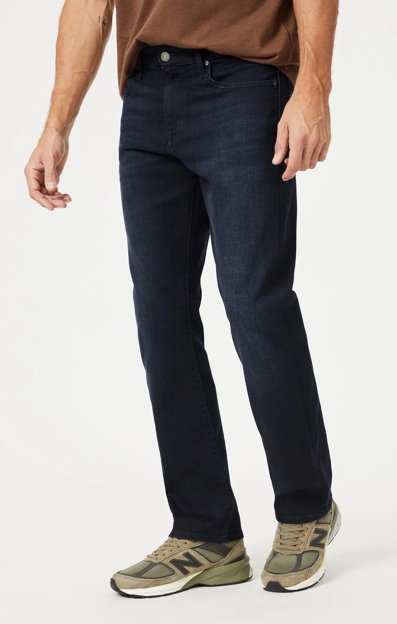 MATT RELAXED STRAIGHT LEG IN DARK INDIGO WILLIAMSBURG