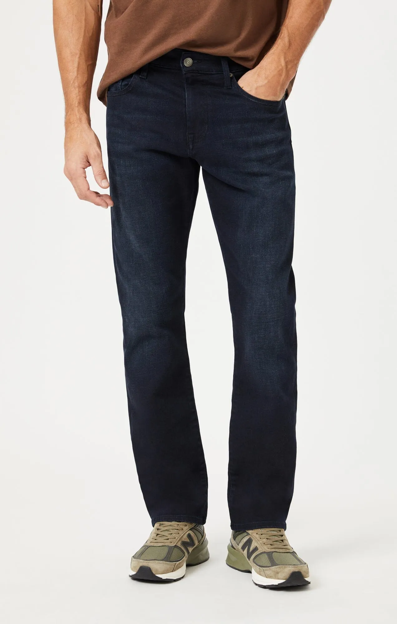 MATT RELAXED STRAIGHT LEG IN DARK INDIGO WILLIAMSBURG