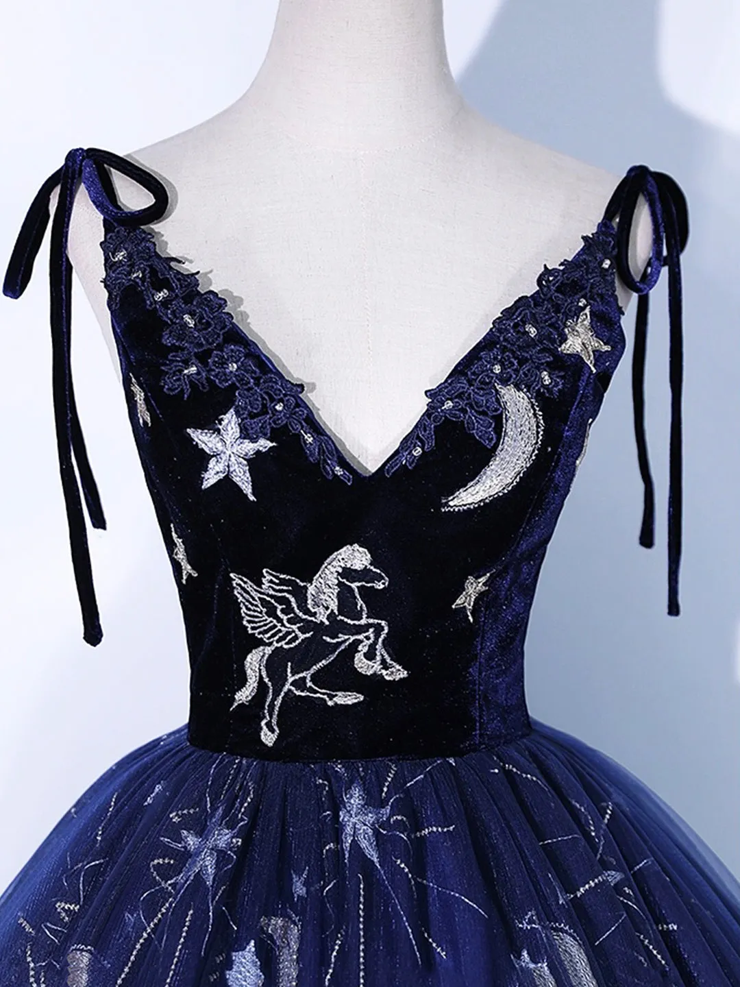 Navy Blue Tulle Long Prom Dress Spaghetti Straps Lace Flower Backless Evening Dress